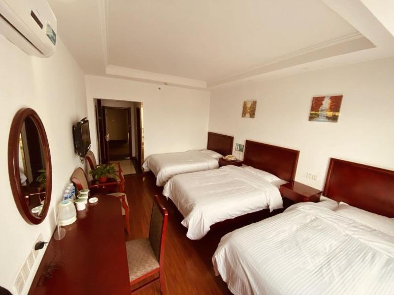 Greentree Inn Huai'An Bus Station Golden Eagle Xinya Huaihai Road Business Hotel Εξωτερικό φωτογραφία