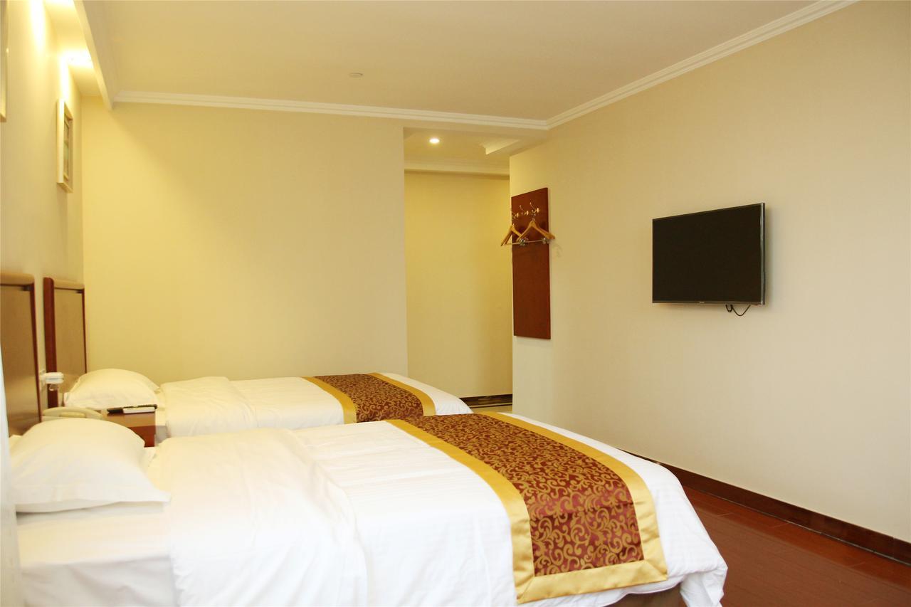 Greentree Inn Huai'An Bus Station Golden Eagle Xinya Huaihai Road Business Hotel Εξωτερικό φωτογραφία
